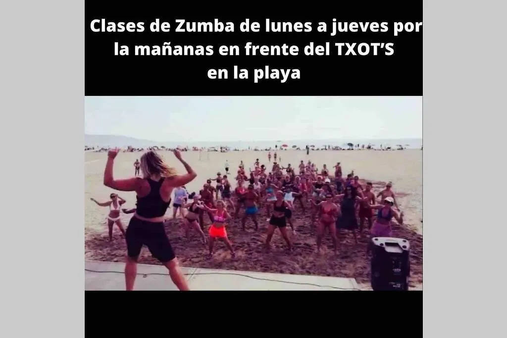 Apartamento Para 4 Personas A 200 M De La Playa. Empuriabrava Lägenhet