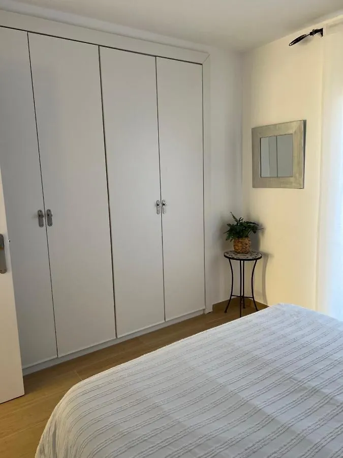 Apartamento Para 4 Personas A 200 M De La Playa. Empuriabrava 0*,  Spanien